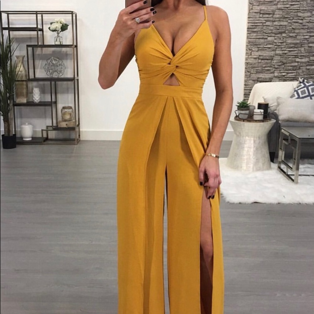 Jumpsuit/ Romper